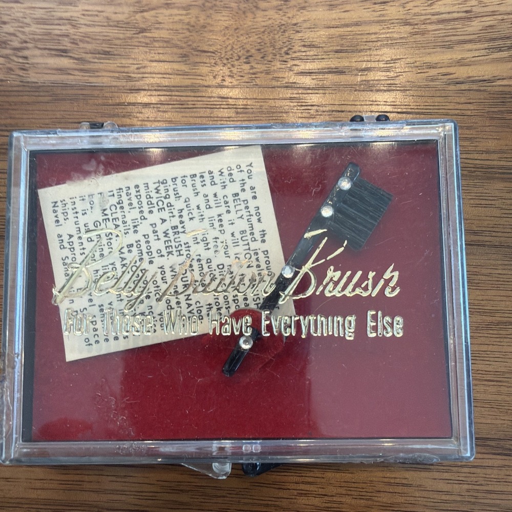 Belly Button Brush "For One Who Has Everything" Novelty Gag Gift Vintage